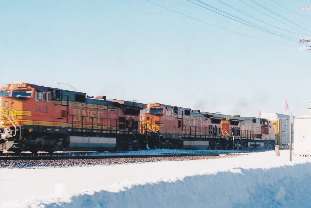 BNSF 5428 East